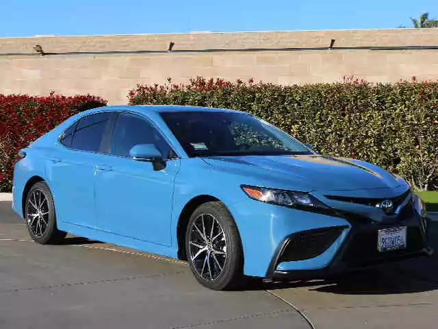 Fullsize 2/4 Door Automatic With AC